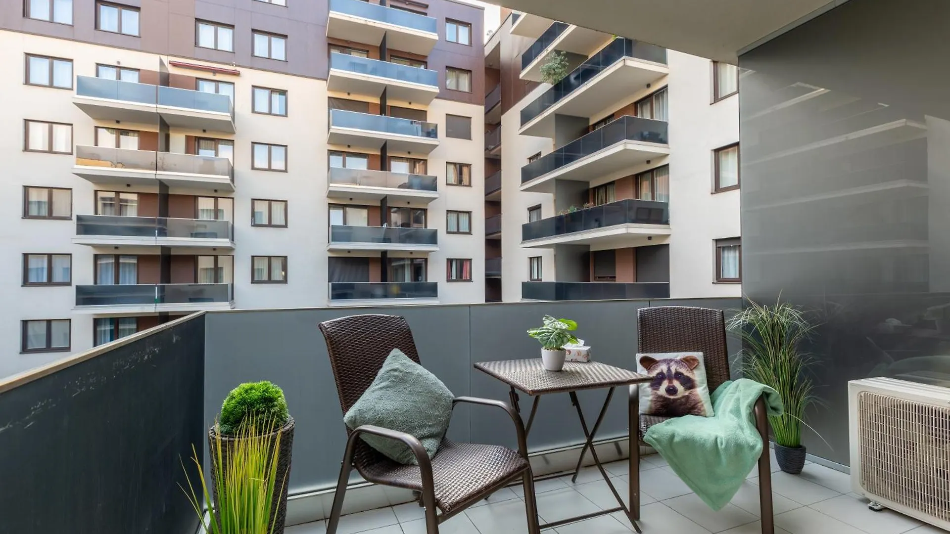 Bubbly Calm By Stn Appartement Boedapest Hongarije
