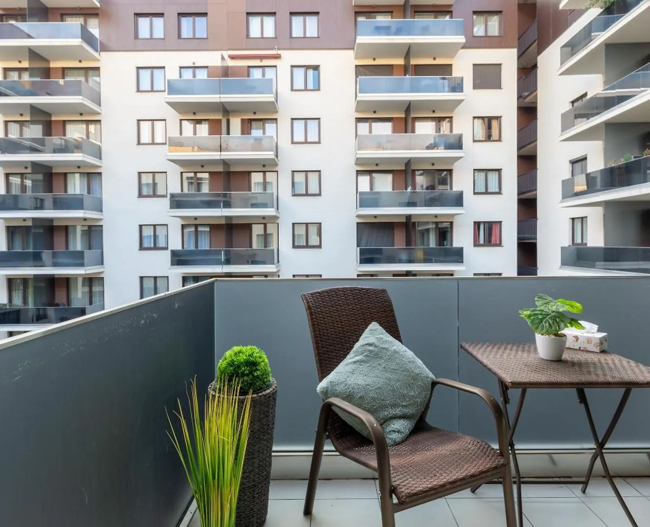 Bubbly Calm By Stn Appartement Boedapest